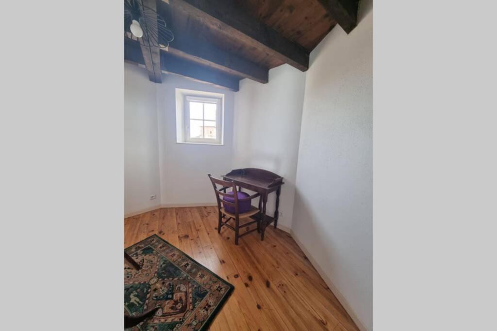 Appartement Exceptionnel 4 Etoiles Hyper Centre Albi 65 M2 Au 4Eme Etage Sans Ascenseur Avec Une Tour Du 12Eme Siecle Экстерьер фото